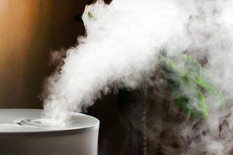 對抗梅雨季節(jié)潮濕，家用除濕機(jī)為您解決煩惱！